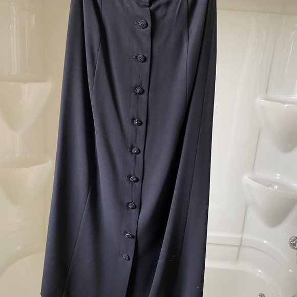 Jaeger UK Size 12 Black wool Skirt - Picture 4 of 7